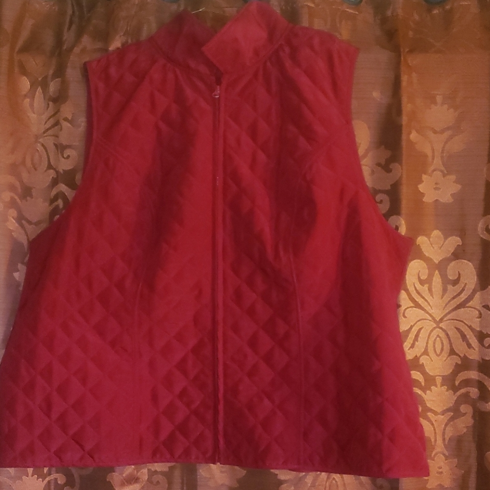 • Women's I.N. Studio women Red vest
